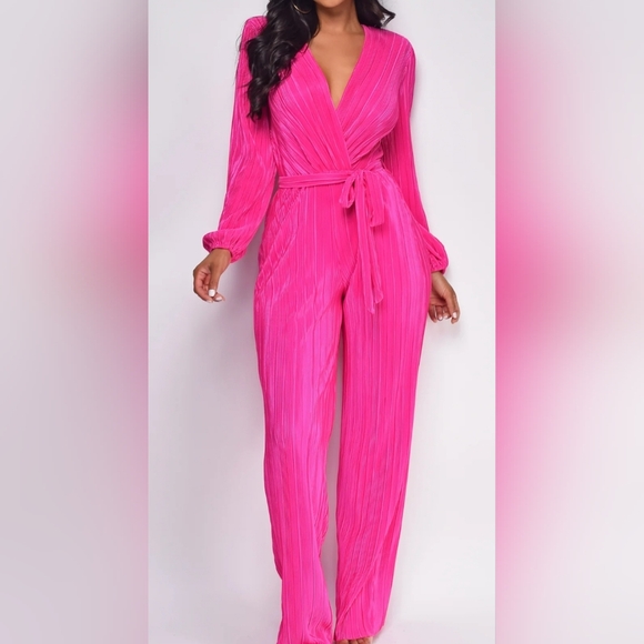 Emprada Pink Jumpsuit, Size 8. - Picture 1 of 5